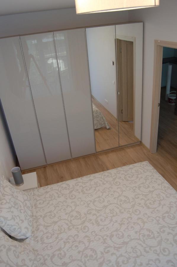 Castle Town Apartment Kaunas Ngoại thất bức ảnh
